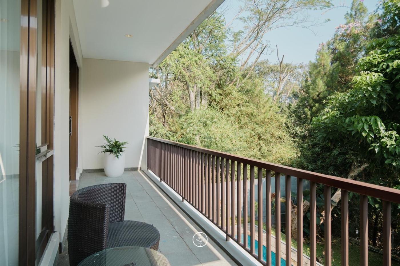 Hikari Hill View Villa 7 Bedrooms With A Private Swimming Pool And Billiard باندونج المظهر الخارجي الصورة