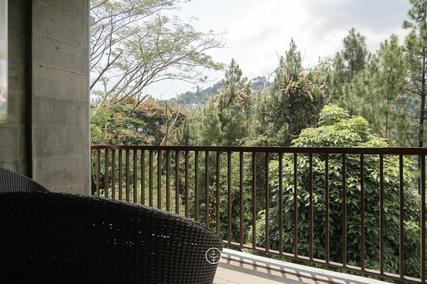 Hikari Hill View Villa 7 Bedrooms With A Private Swimming Pool And Billiard باندونج المظهر الخارجي الصورة